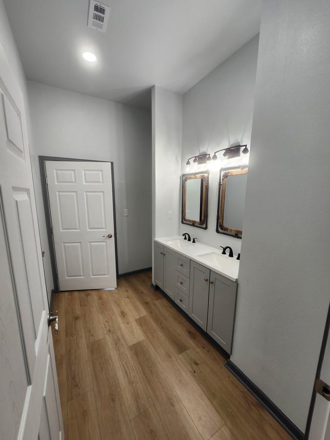 Hallway to the Double Vanity